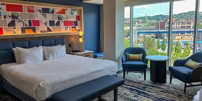 The Landing At Rivers Casino Hotel