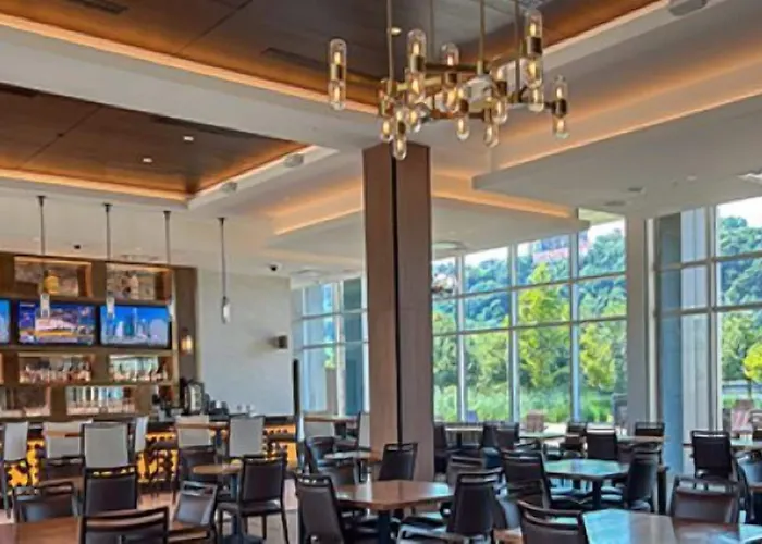 Hotel The Landing At Rivers Casino Pittsburgh